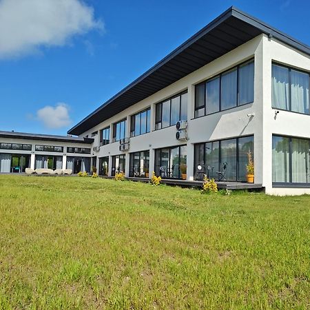 Jai Giridhari Villa Avrig Exterior foto